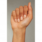 butter LONDON - Sheer Wisdom Nail Tinted Moisturizer - hydratační lak na nehty - LIGHT