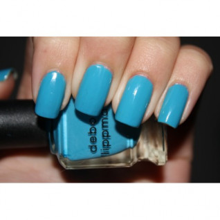 Deborah Lippmann - lak na nehty - On the beach